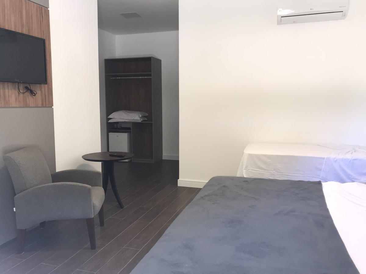 Morada Do Estaleiro Hotell Balneário Camboriú Exteriör bild